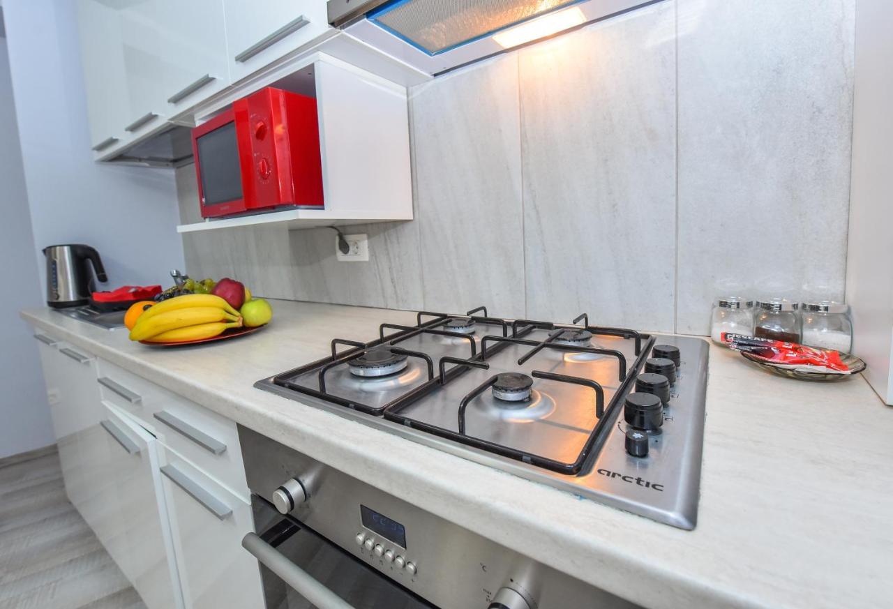Residenza Di Carbasinni Boekarest Buitenkant foto